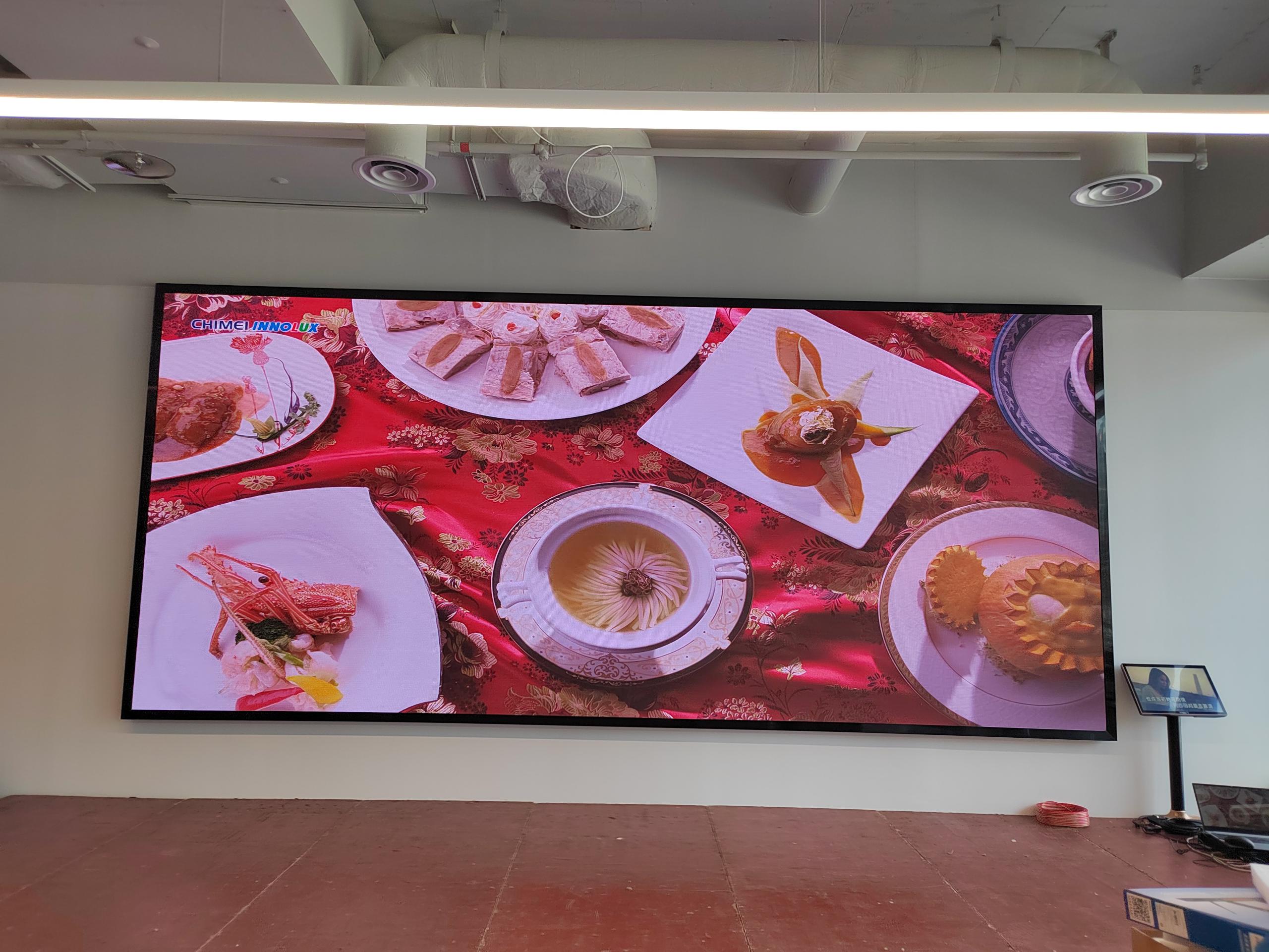深圳南山展會(huì)展廳LED顯示屏P2.5高清顯示！